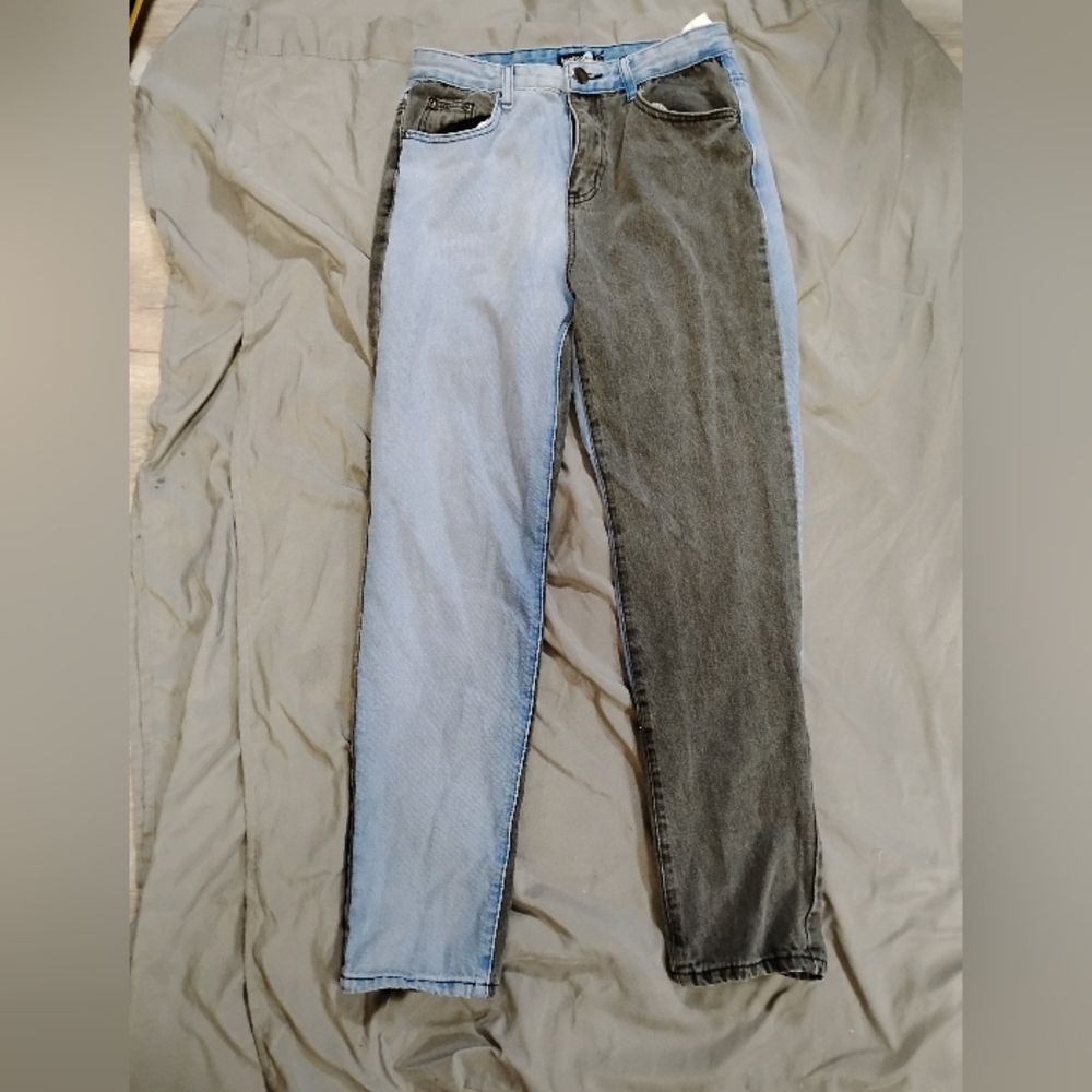 Boohoo Blu Colorblock Jeans Size 6
